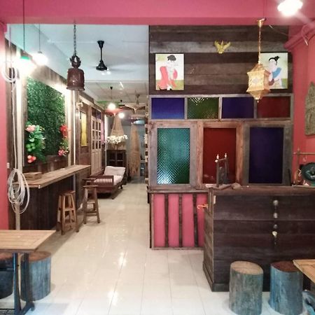 @Lanna House (Adults Only) Hostel เชียงใหม่ ภายนอก รูปภาพ