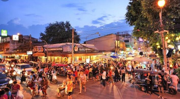 @Lanna House (Adults Only) Hostel เชียงใหม่ ภายนอก รูปภาพ